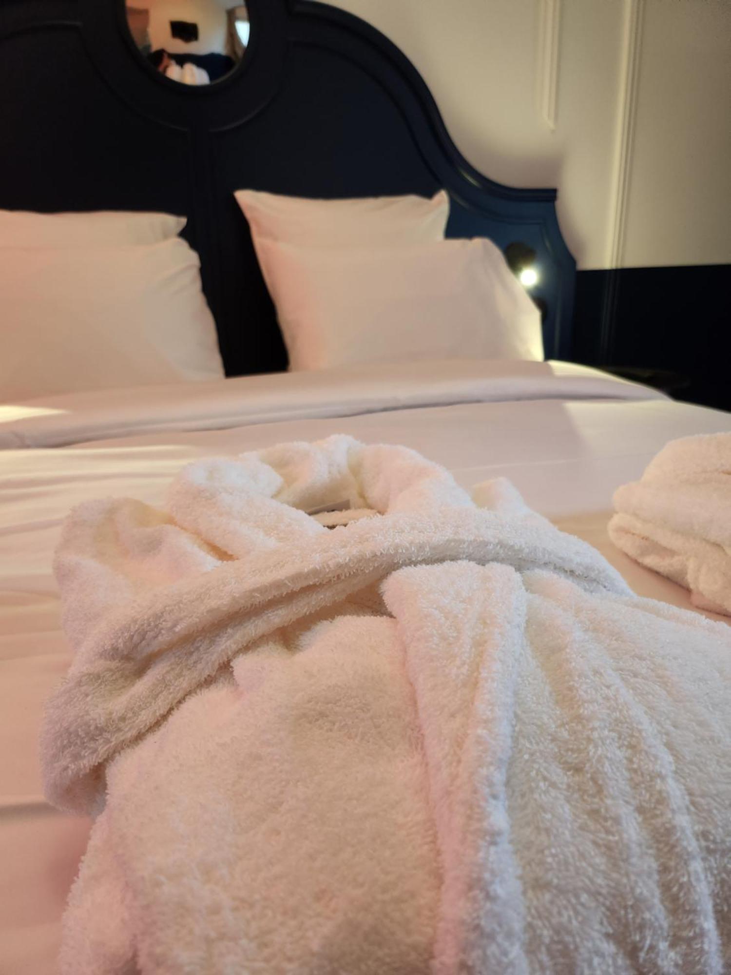 Labe Hotel Tours Centre Gare Экстерьер фото